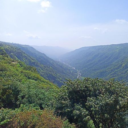 Strawberry Country Villa Mahabaleshwar Luaran gambar